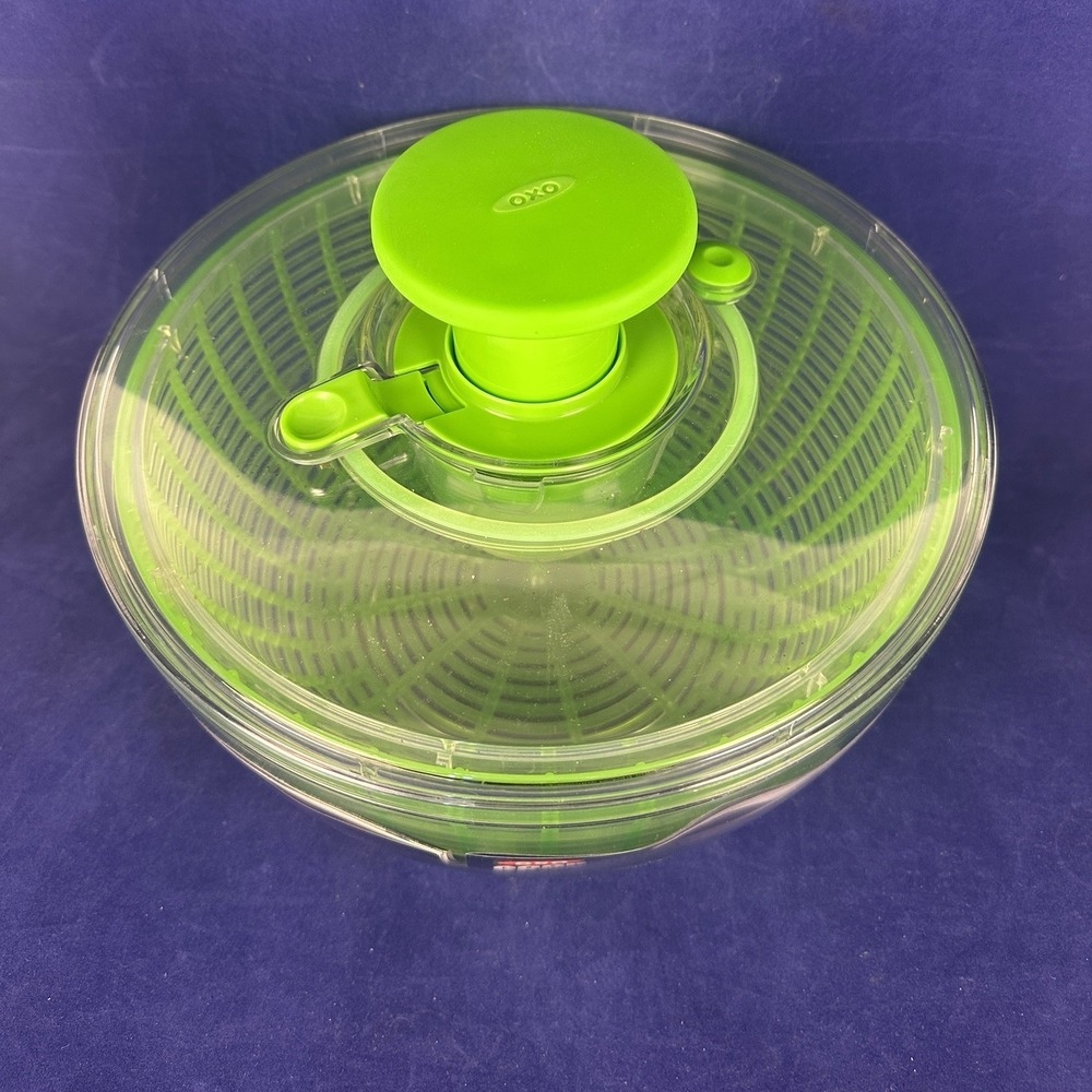 OXO Good Grips Salad Spinner, Fruit Washer and Lettuce Spinner